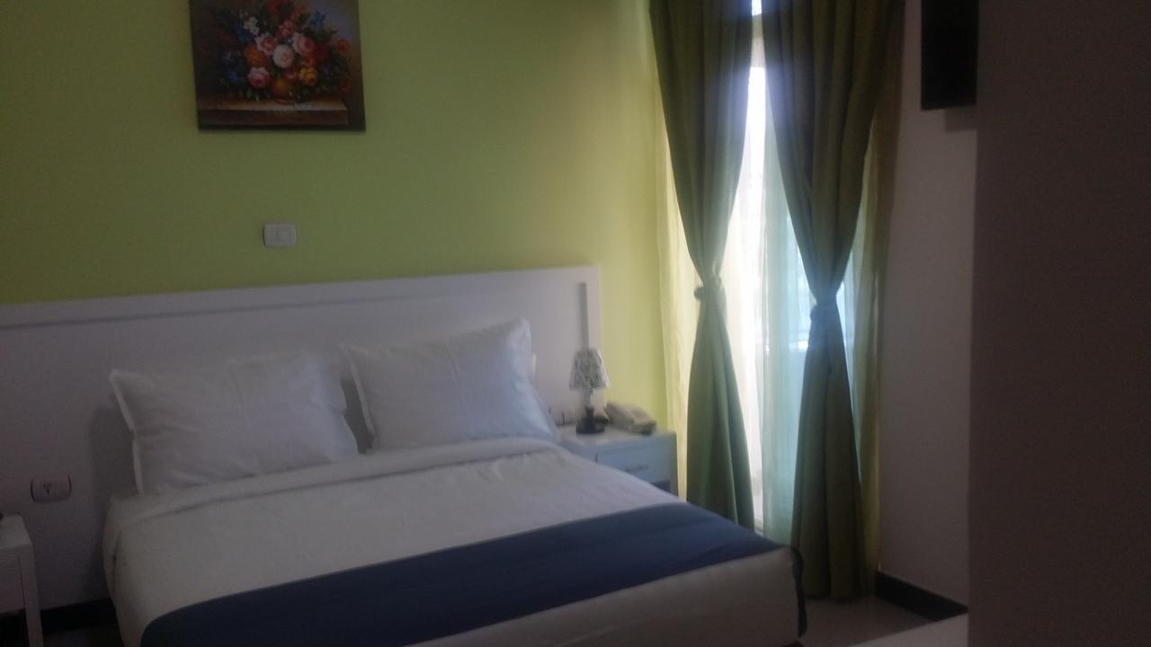 Afro Addis Hotel Apartment Exterior photo